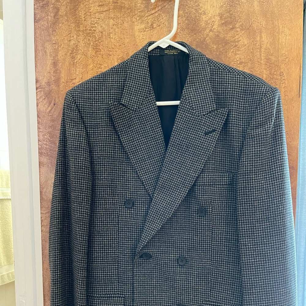 Crossed men’s brazer, color grey/black, great condition.